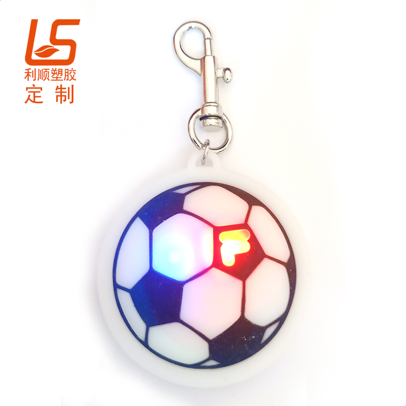 硅膠禮品定制需要選擇優質硅膠廠家